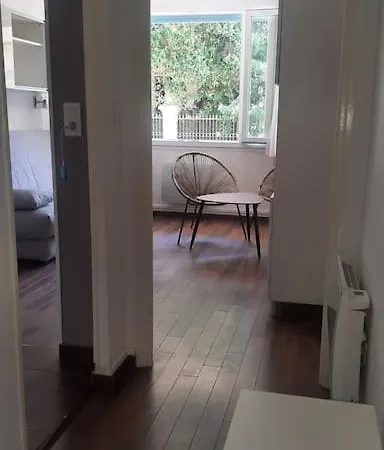 Joli Studio A Juan Les Pins Proche Des Plages Apartment