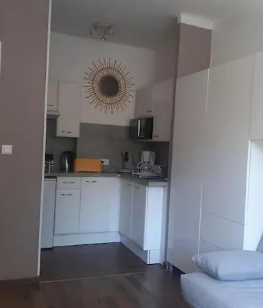Joli Studio A Juan Les Pins Proche Des Plages Daire Antibes